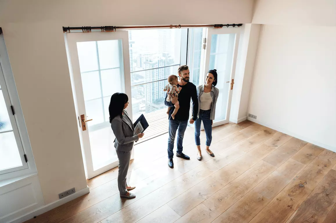 Ingatlan ügyfélút példa