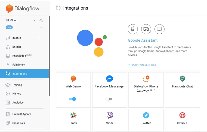 A Dialogflow felülete az 'Integrations' (Integrációk) szakaszt mutatja a Google Assistant és különféle üzenetküldő platformok, például Facebook Messenger, Slack és Twitter lehetőségeivel.