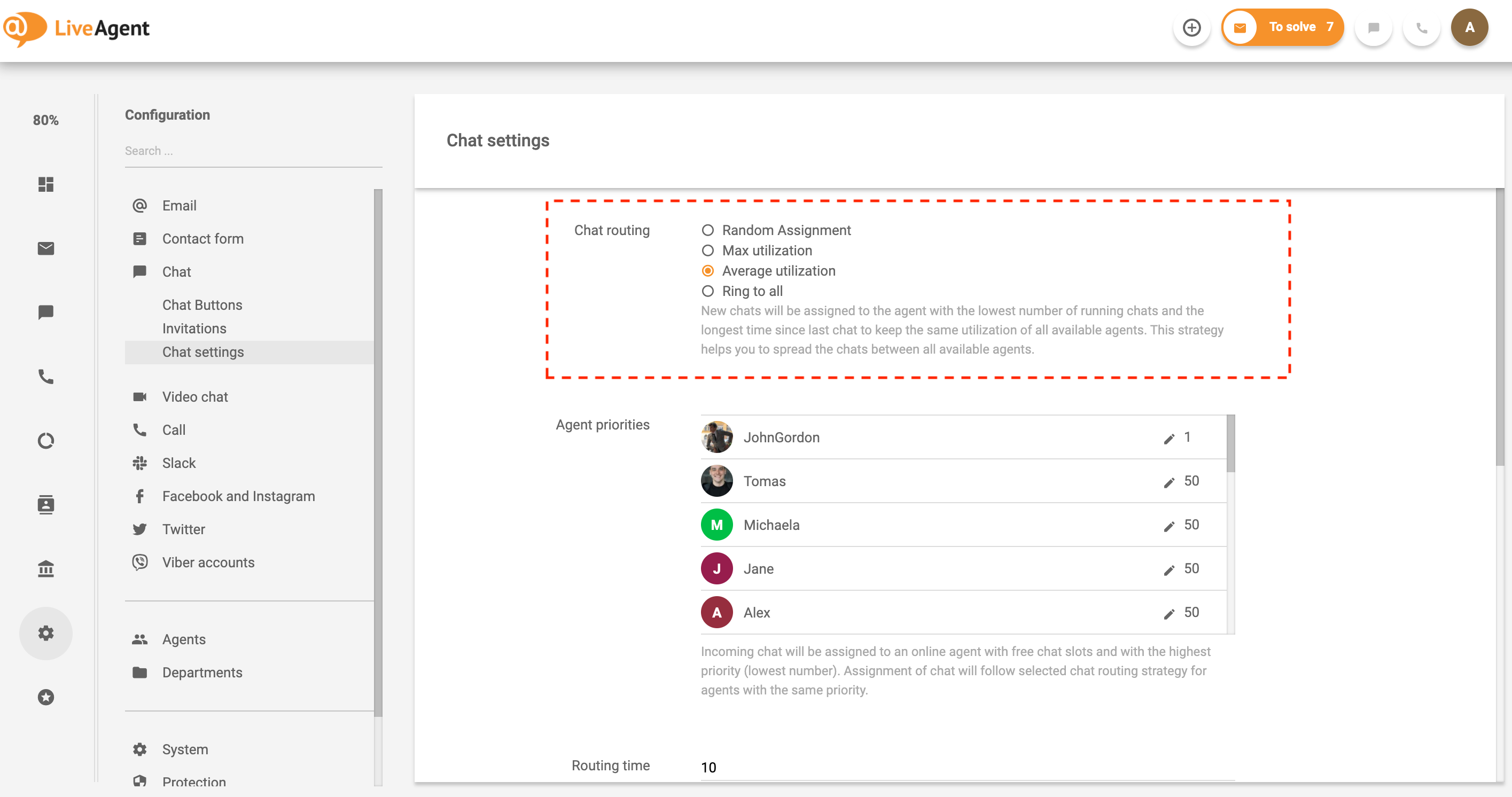 Automatikus jegyelosztás és csevegésútvonal-választás